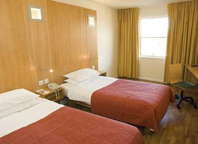 Ramada Encore Йорк Екстериор снимка